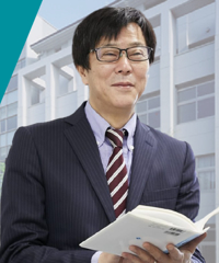 亀井 省吾